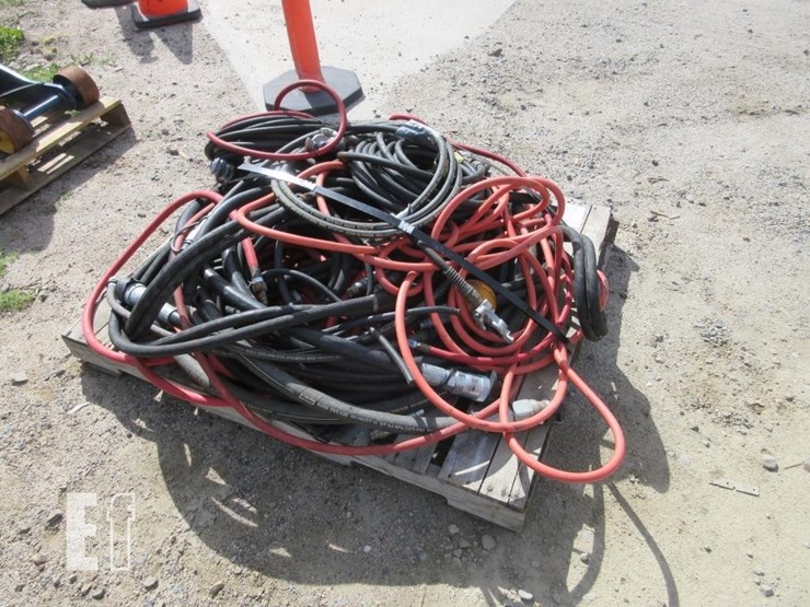 approx-10-assorted-air-hoses-image-1