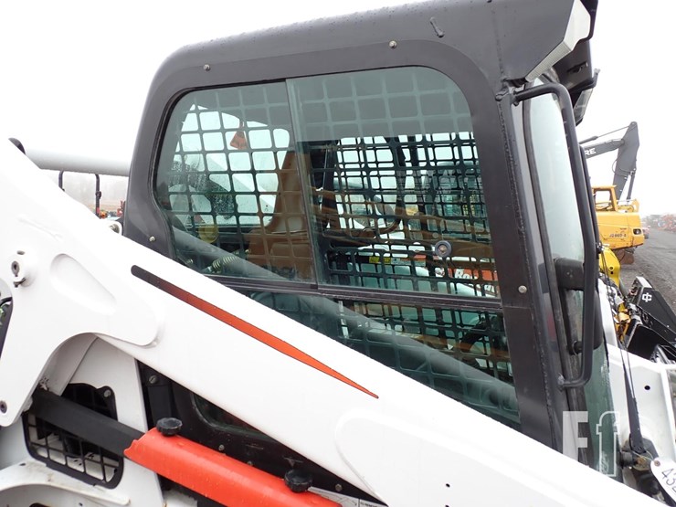 2016-bobcat-s650-image-6