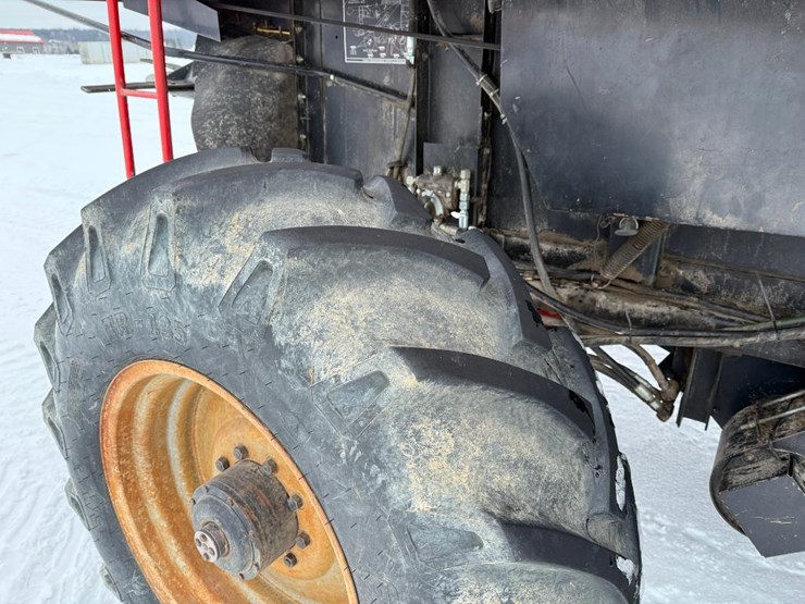 massey-ferguson-8780-image-10