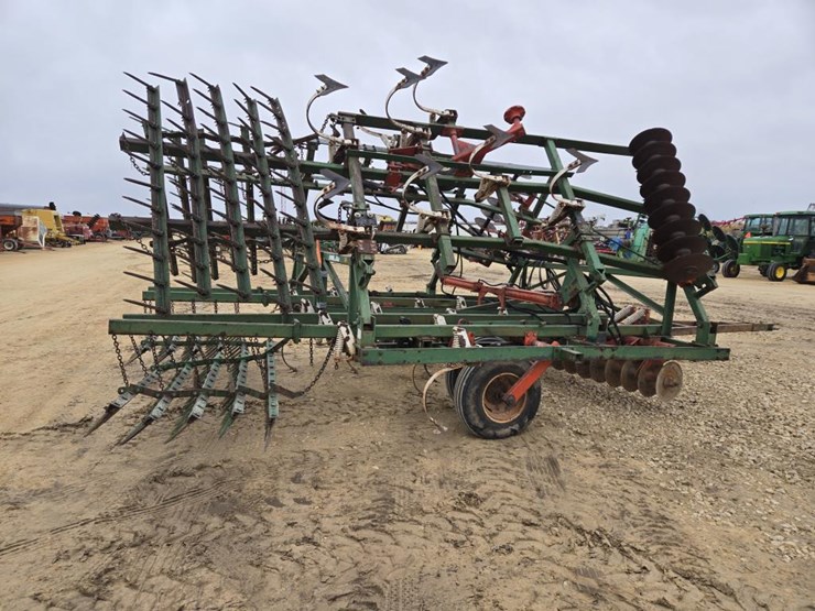 #85-•-glencoe-24'-soil-finisher-image-13