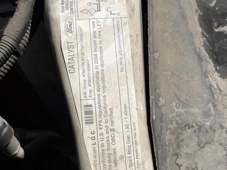 2004-ford-f350-image-8