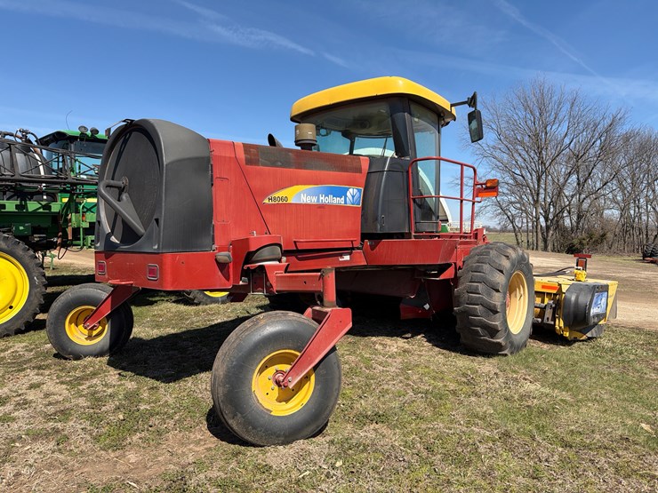 2008-new-holland-h8060-image-11