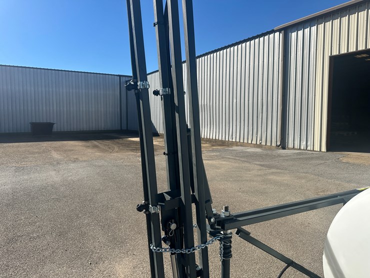 #32796-•-**unused-bowman-agmate-41'-300-gallon-3pt-sprayer-image-24