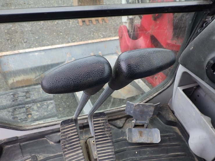 takeuchi-tb290-image-42