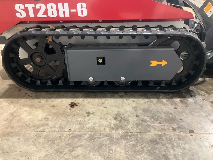 #1003-•-unused-2025-bttl-st28h-6-mini-skid-loader-image-9