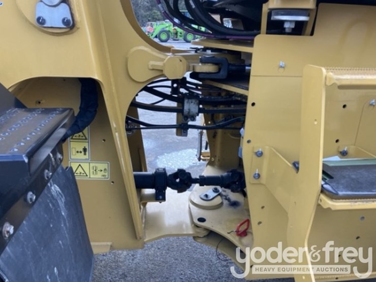 2021-caterpillar-910-image-7