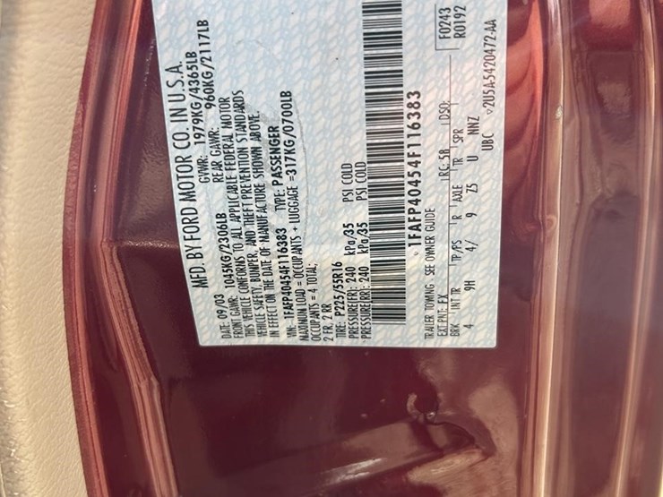 2004-ford-mustang-image-9