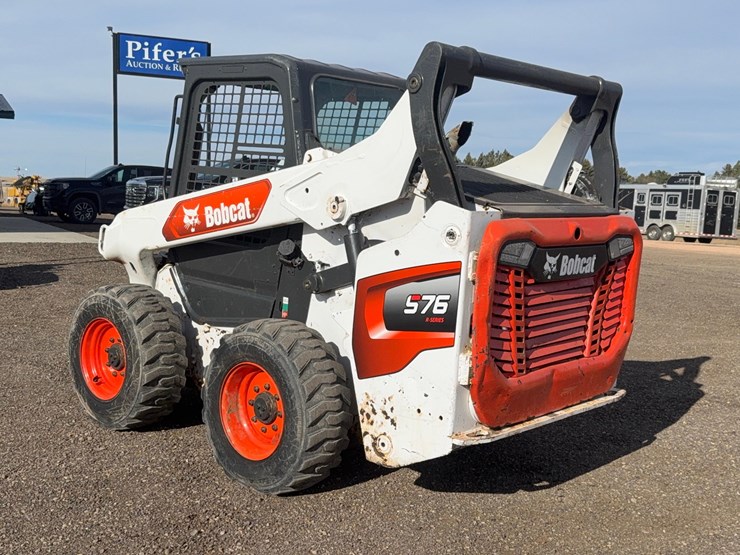 2021-bobcat-s76-image-2