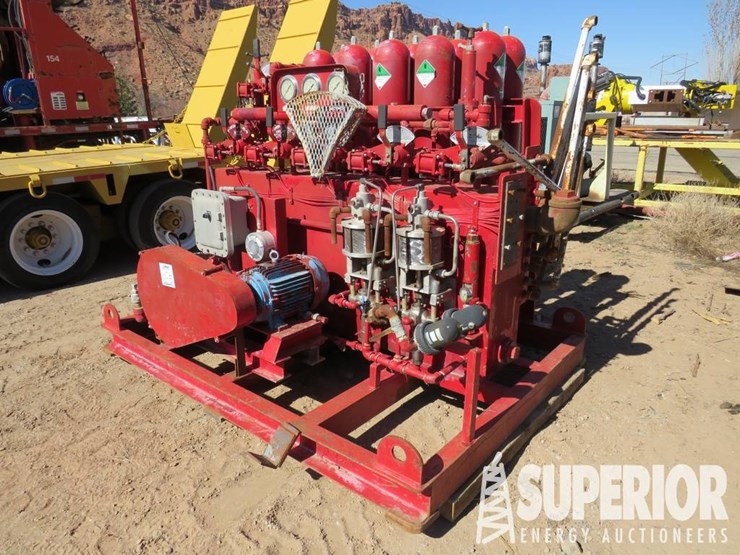 caterpillar-660-image-3