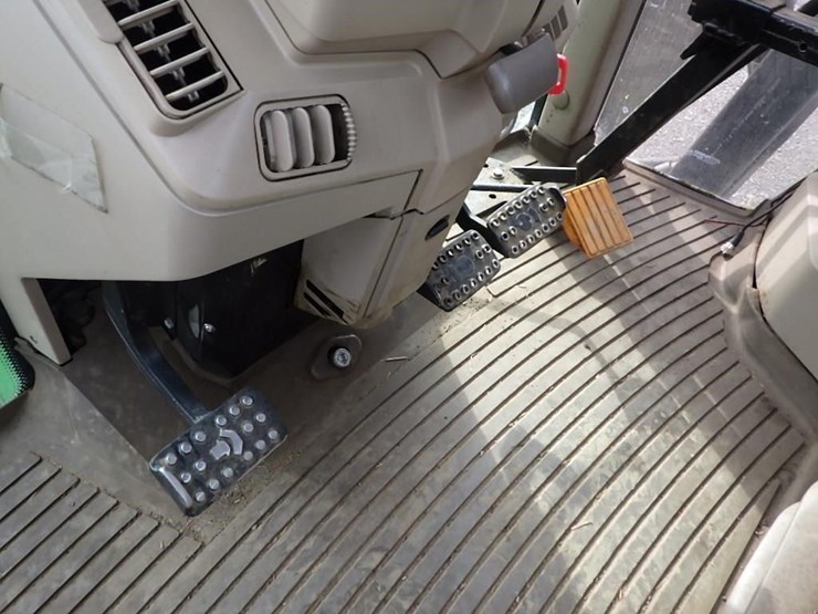 john-deere-6330-image-38