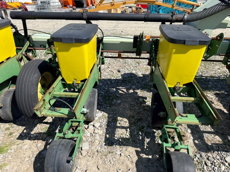 john-deere-12-image-20