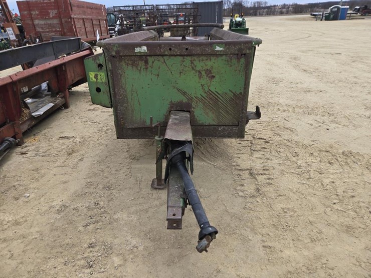 #426-•-john-deere-manure-spreader-image-2