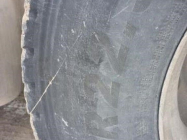 2015-peterbilt-367-image-55