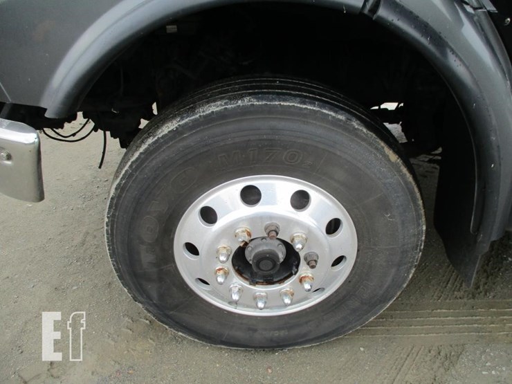 2008-sterling-l9500-image-21