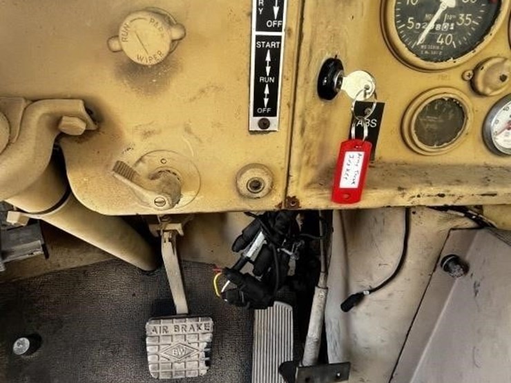 l2---1984-am-general-army-image-18