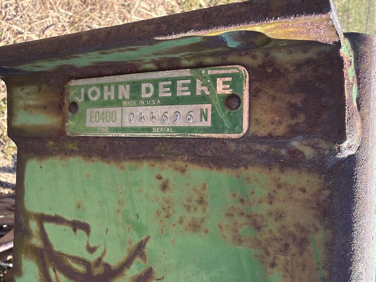 john-deere-400-image-8