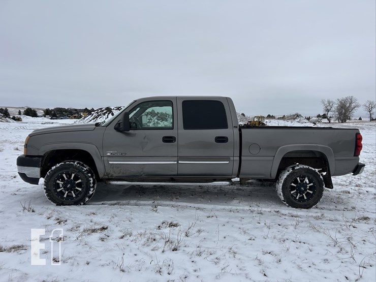 2007-chevrolet-silverado-2500hd-image-8