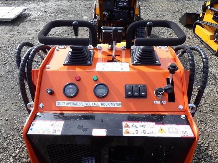 2026-sdlool-36c-skid-steer-tracked-loader-image-12