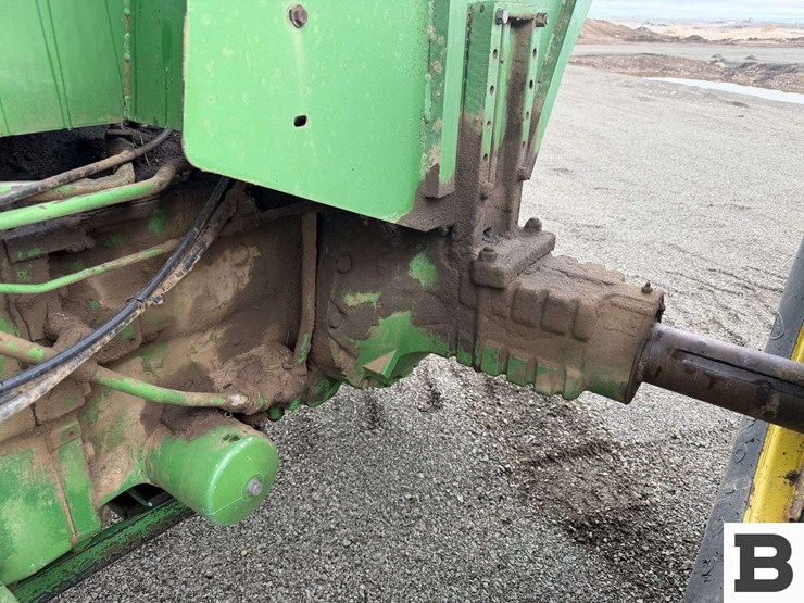 john-deere-8630-image-32