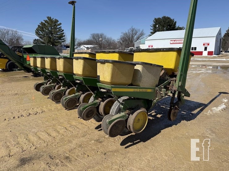 john-deere-7000-image-4