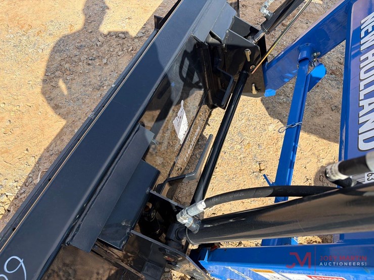 new-holland-workmaster-35-image-5