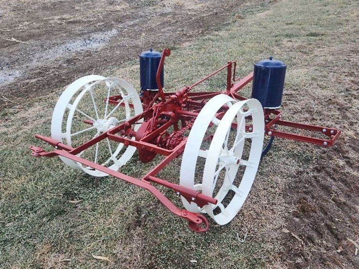 international-241-image-5