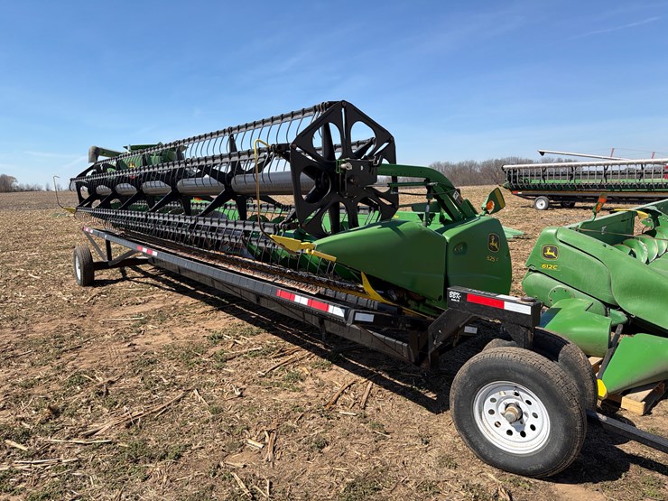 2009-john-deere-625f-image-1