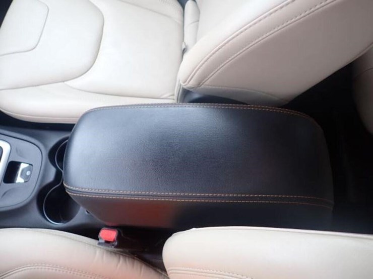 2016-jeep-cherokee-image-31