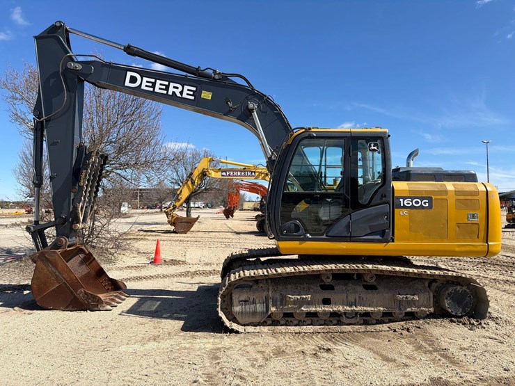 2020-deere-160g-image-1