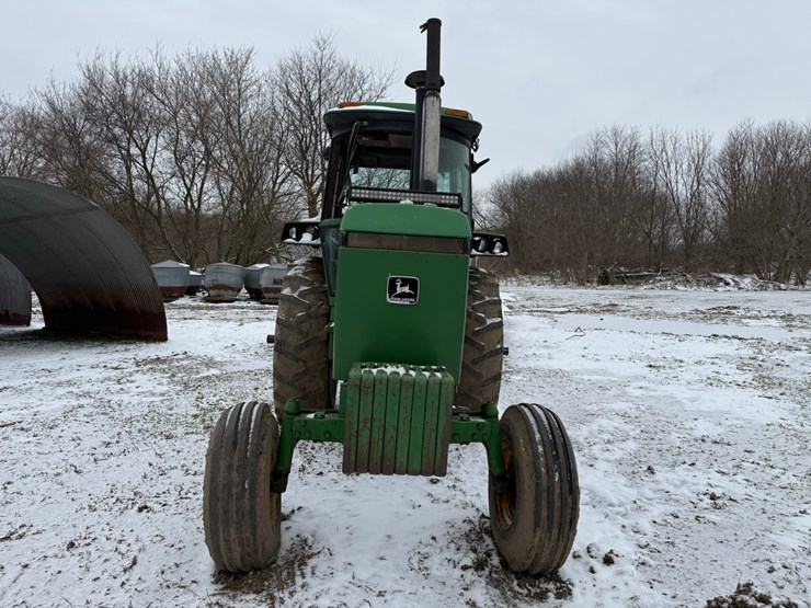 john-deere-4250-image-3