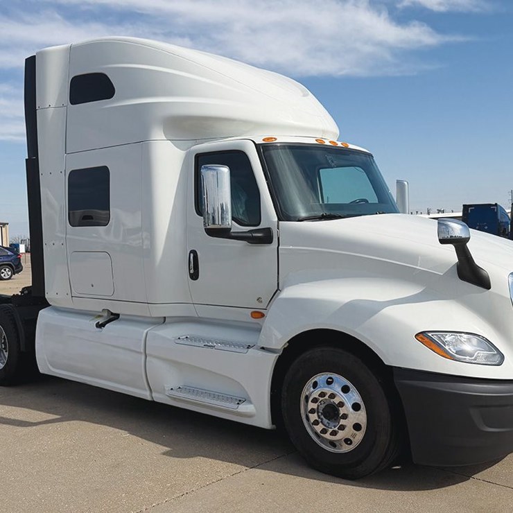 2023 INTERNATIONAL LT