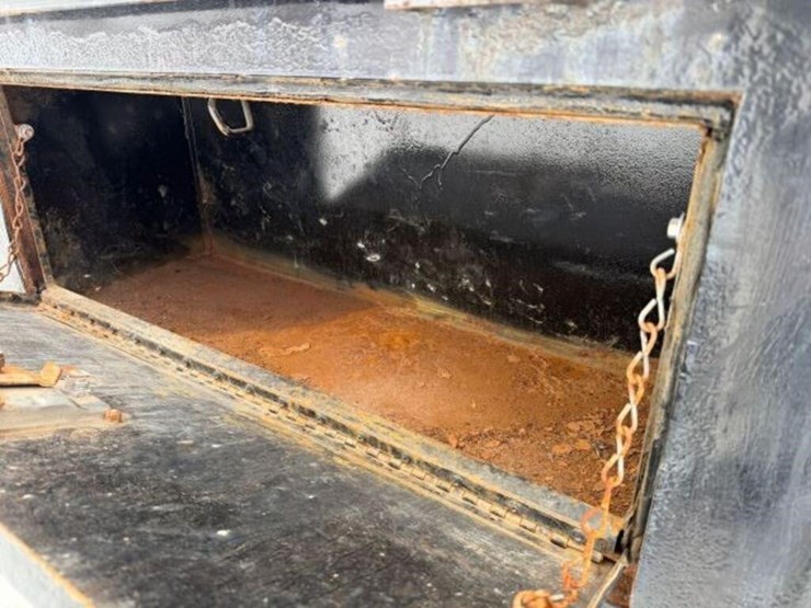 2009-ford-f650-xlt-image-29