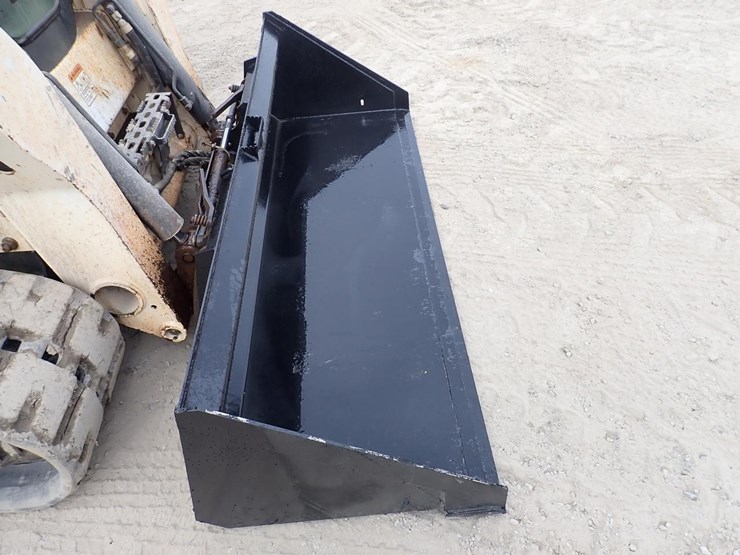 wildcat-84"-skid-steer-gp-bucket-image-4