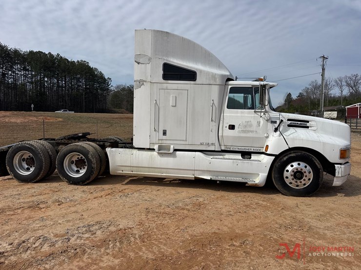 1995-ford-tractor-image-2