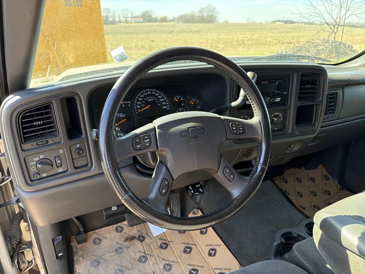 chevrolet-2500hd-image-6