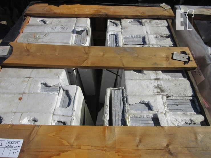 (5)-crates-misc-size-tiles-image-3