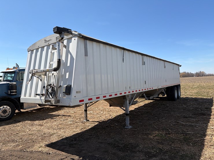 2015-jet-hopper-image-15