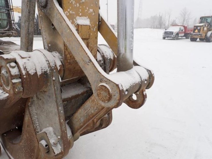 2017-caterpillar-320fl-image-58