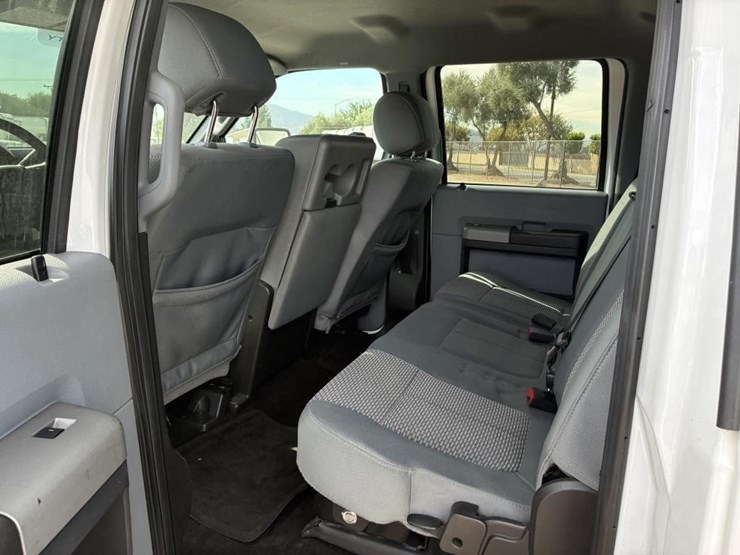 2016-ford-f550-xlt-image-14