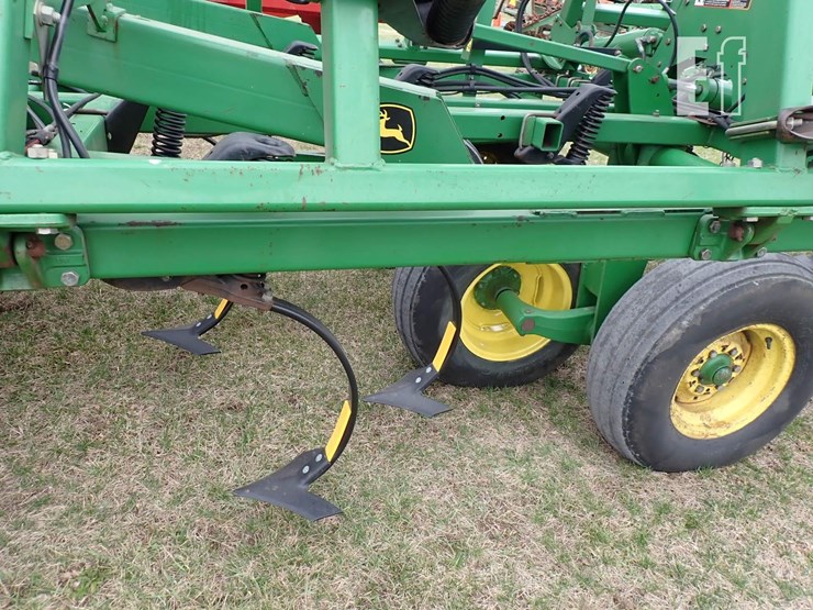 john-deere-726-image-15