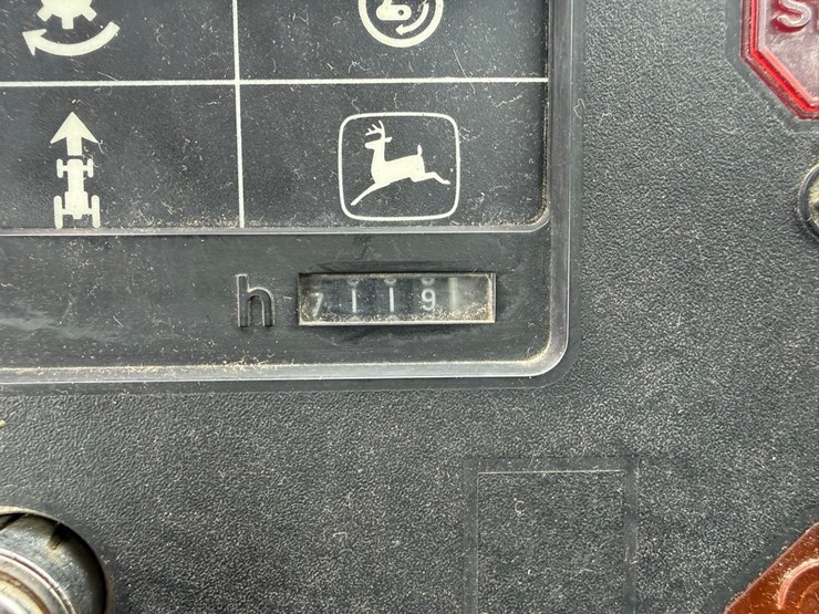 john-deere-4650-image-35