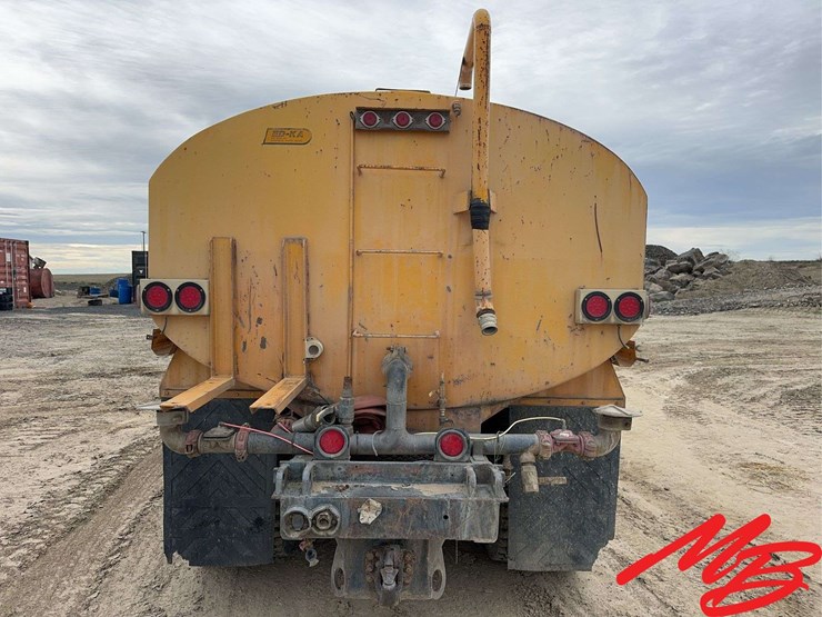 1985-international-s2500-image-13