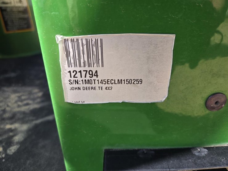 john-deere-gator-image-4