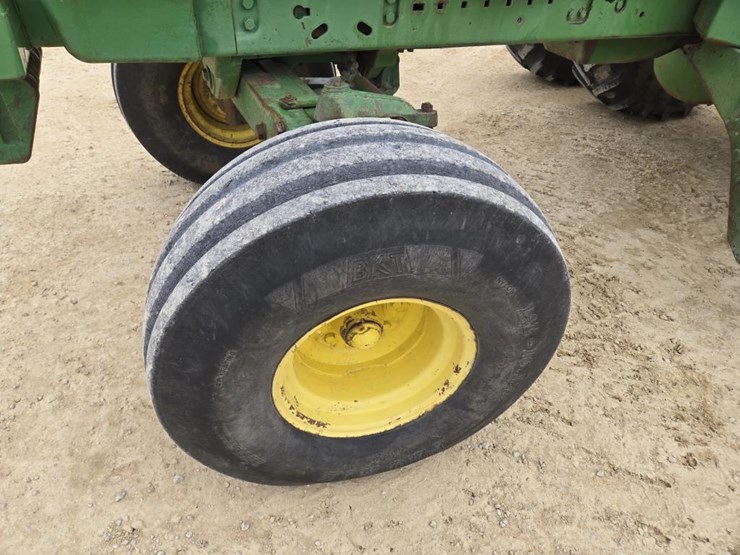 john-deere-4760-image-17