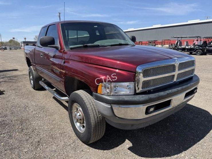 2001-dodge-ram-2500-image-4