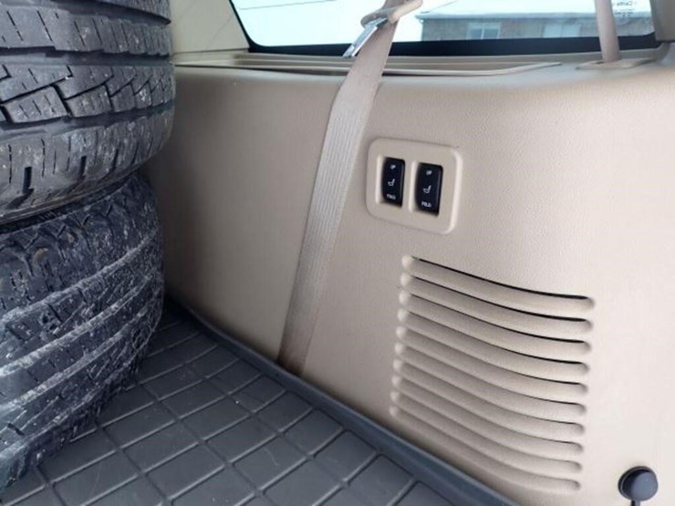 2009-lincoln-navigator-image-54