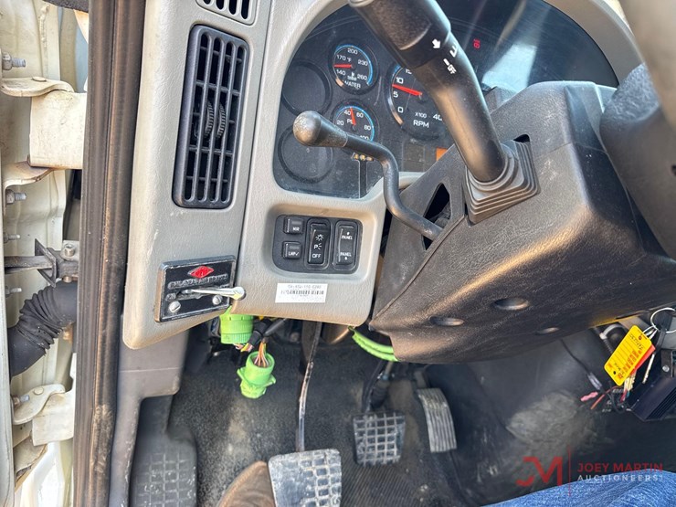 2008-international-workstar-7300-image-40