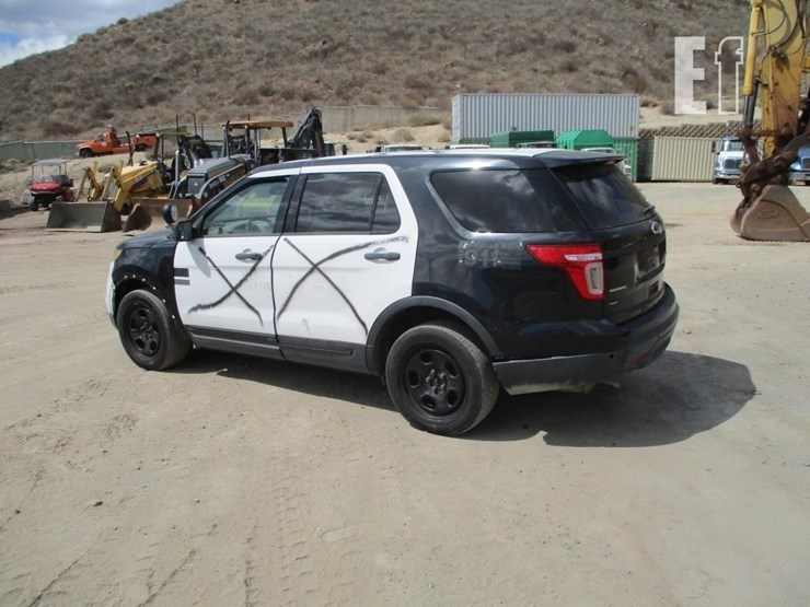 2014-ford-explorer-image-4