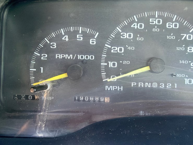 chevrolet-3500-image-12