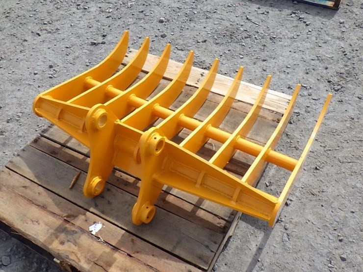 caterpillar-307-image-3